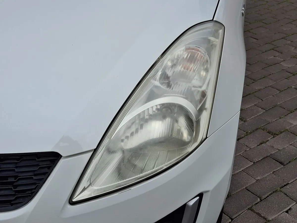 Suzuki Swift 1.2 Gl 4x2 Hb Ac Mt 5p año 2017