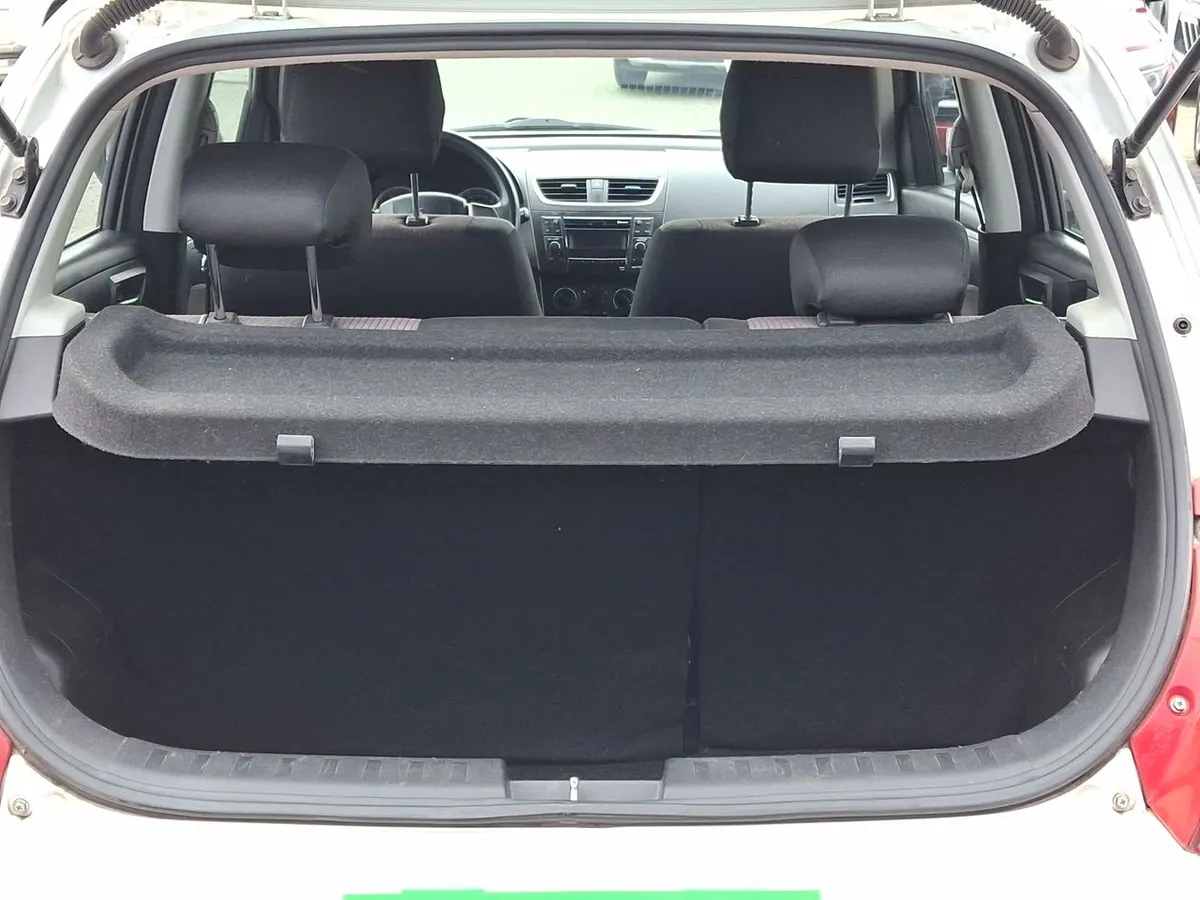 Suzuki Swift 1.2 Gl 4x2 Hb Ac Mt 5p año 2017