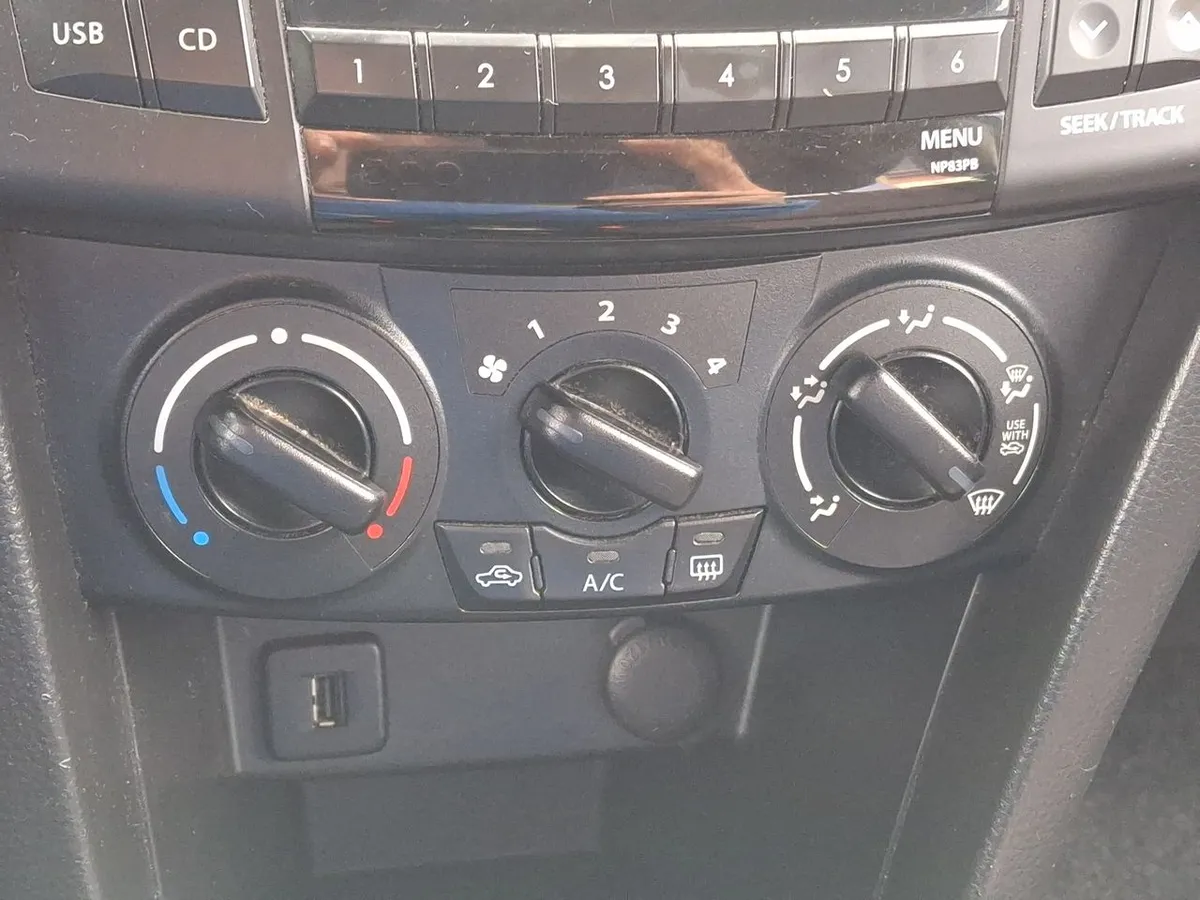 Suzuki Swift 1.2 Gl 4x2 Hb Ac Mt 5p año 2017