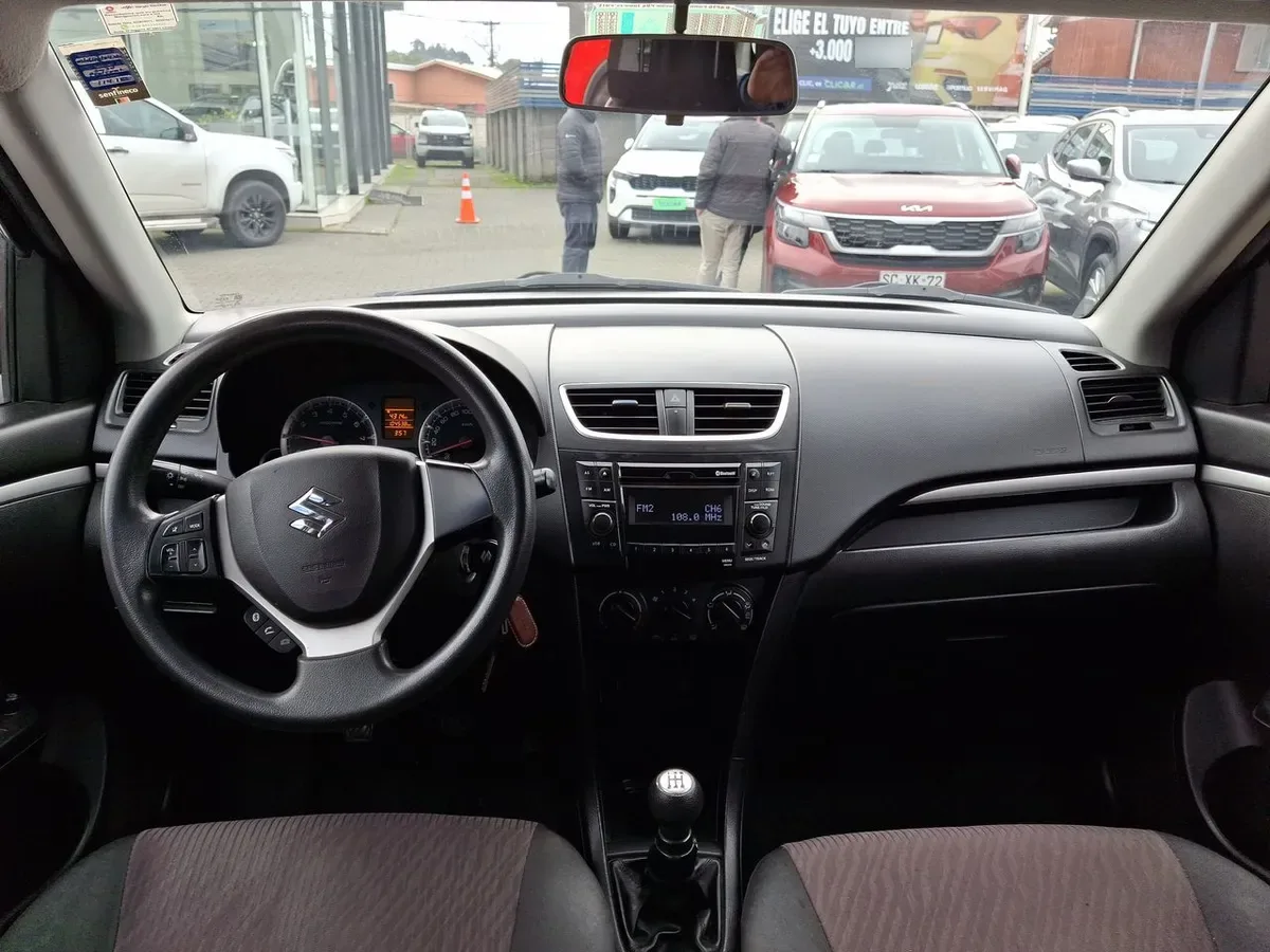 Suzuki Swift 1.2 Gl 4x2 Hb Ac Mt 5p año 2017