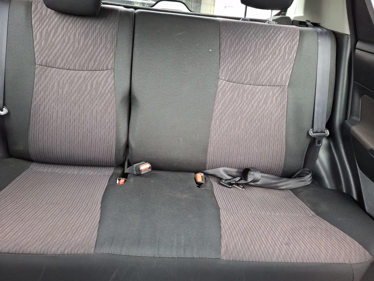 Suzuki Swift 1.2 Gl 4x2 Hb Ac Mt 5p año 2017