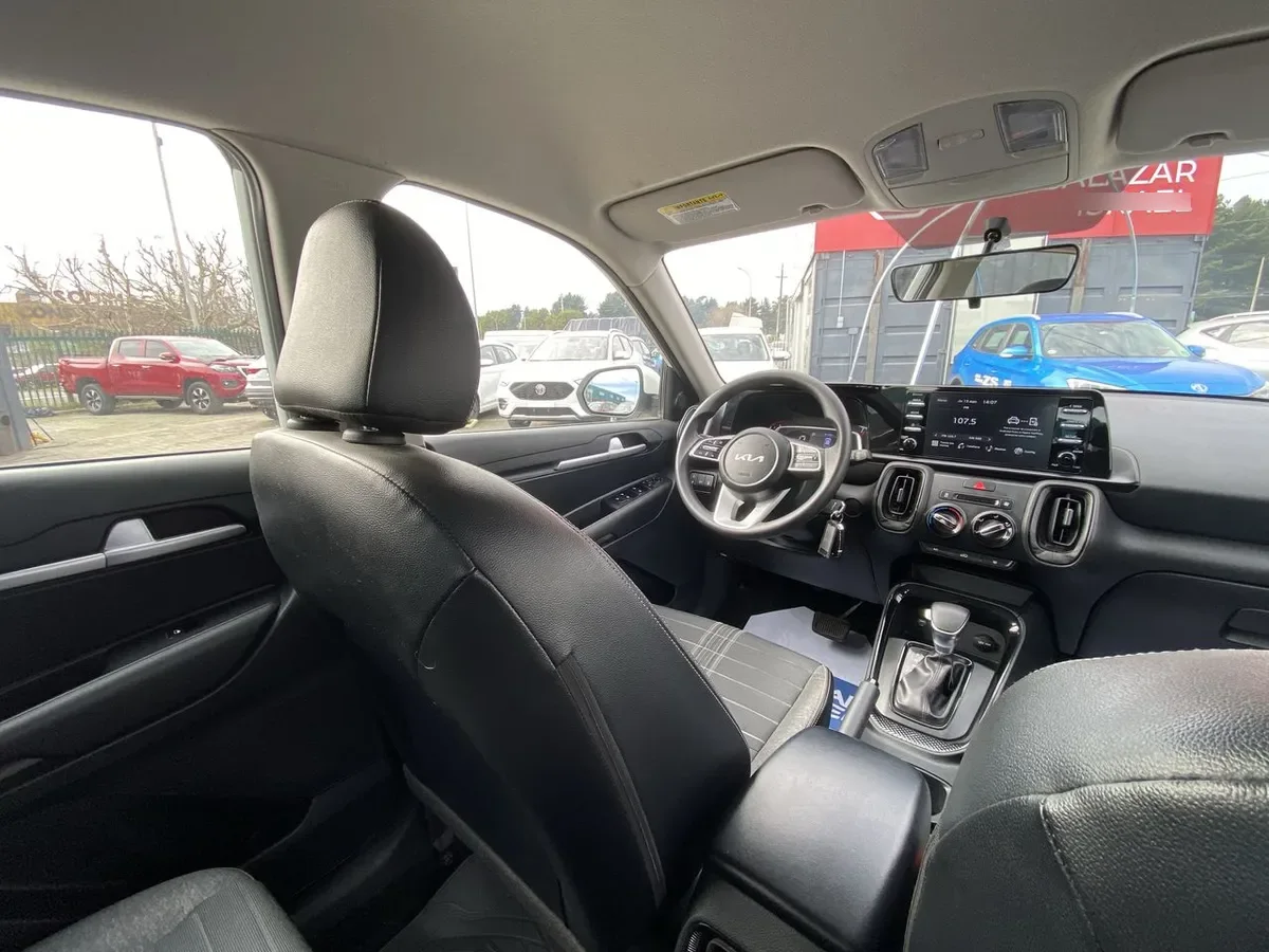 Kia Sonet 1.5 Ex 4x2 Ivt Ri At 5p año 2025
