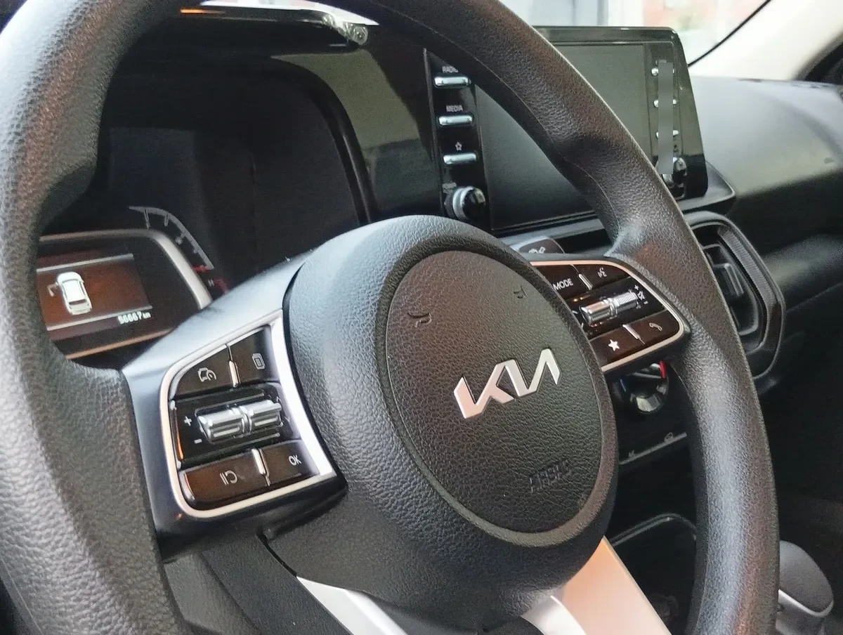 Kia Sonet 1.5 Ex 4x2 Ivt Ri At 5p año 2025