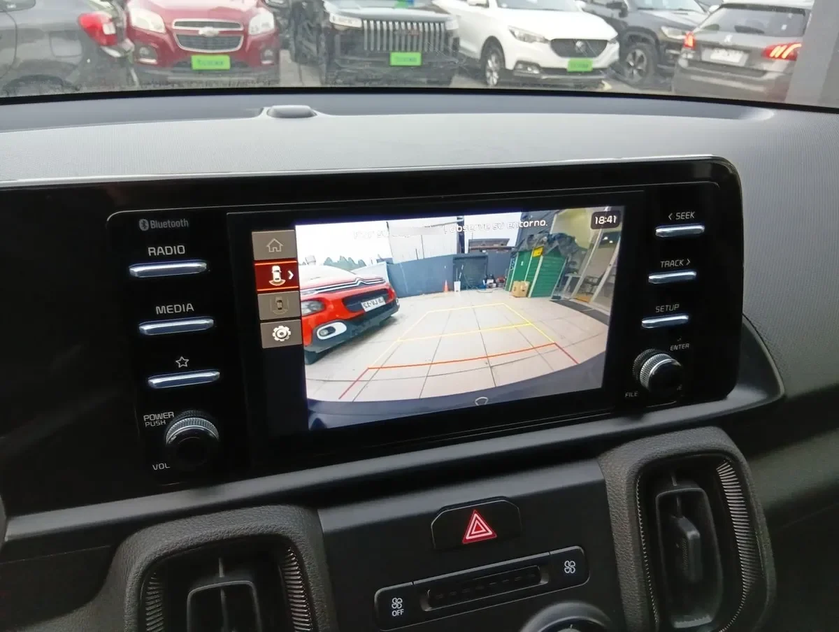 Kia Sonet 1.5 Ex 4x2 Ivt Ri At 5p año 2025
