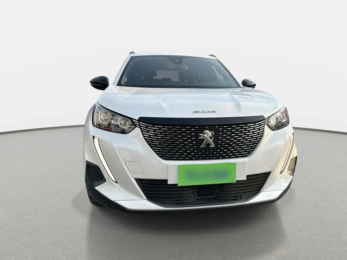 Peugeot 2008 1.2 Allure Puretech 130 4x2 Mt 5p año 2023