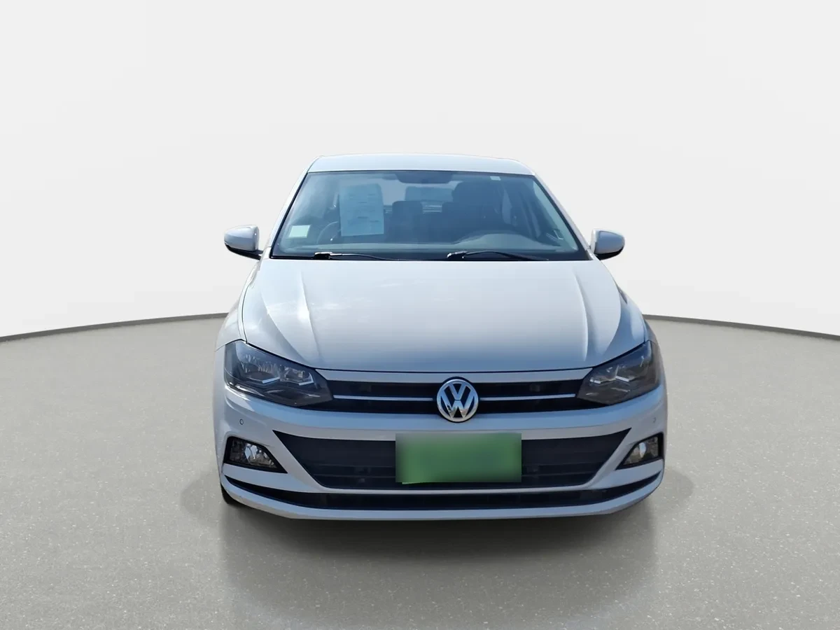 Volkswagen Polo 1.6 Comfortline 4x2 Mt5 5p año 2023