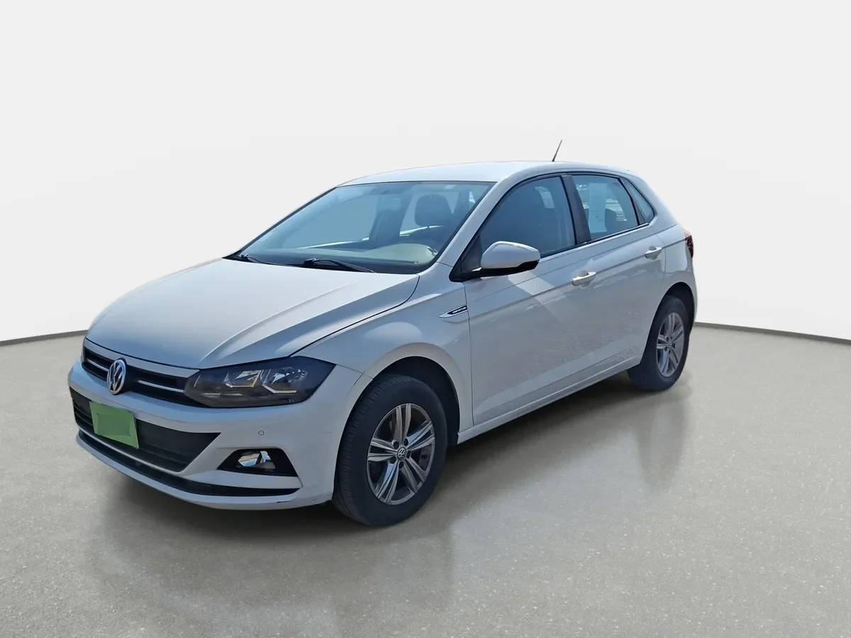 Volkswagen Polo 1.6 Comfortline 4x2 Mt5 5p año 2023