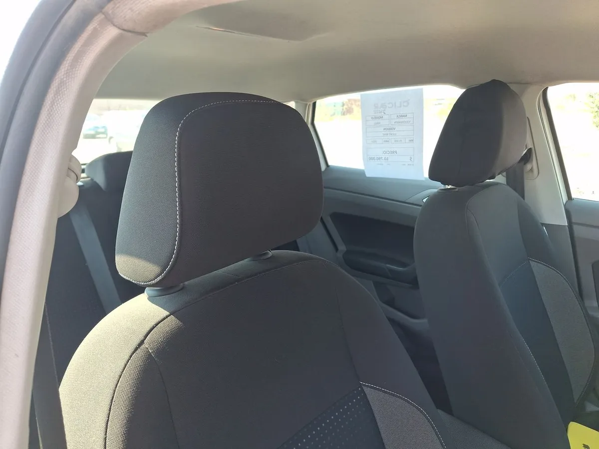 Volkswagen Polo 1.6 Comfortline 4x2 Mt5 5p año 2023