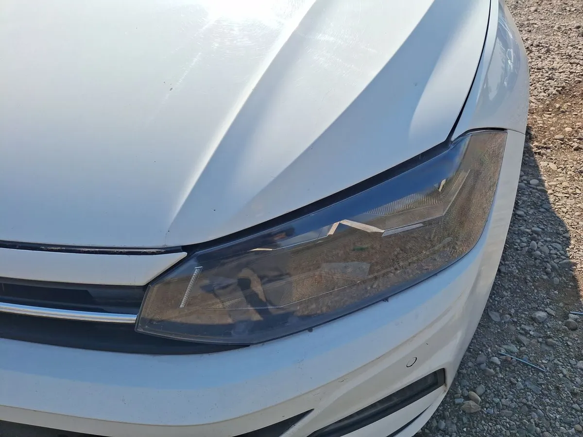 Volkswagen Polo 1.6 Comfortline 4x2 Mt5 5p año 2023