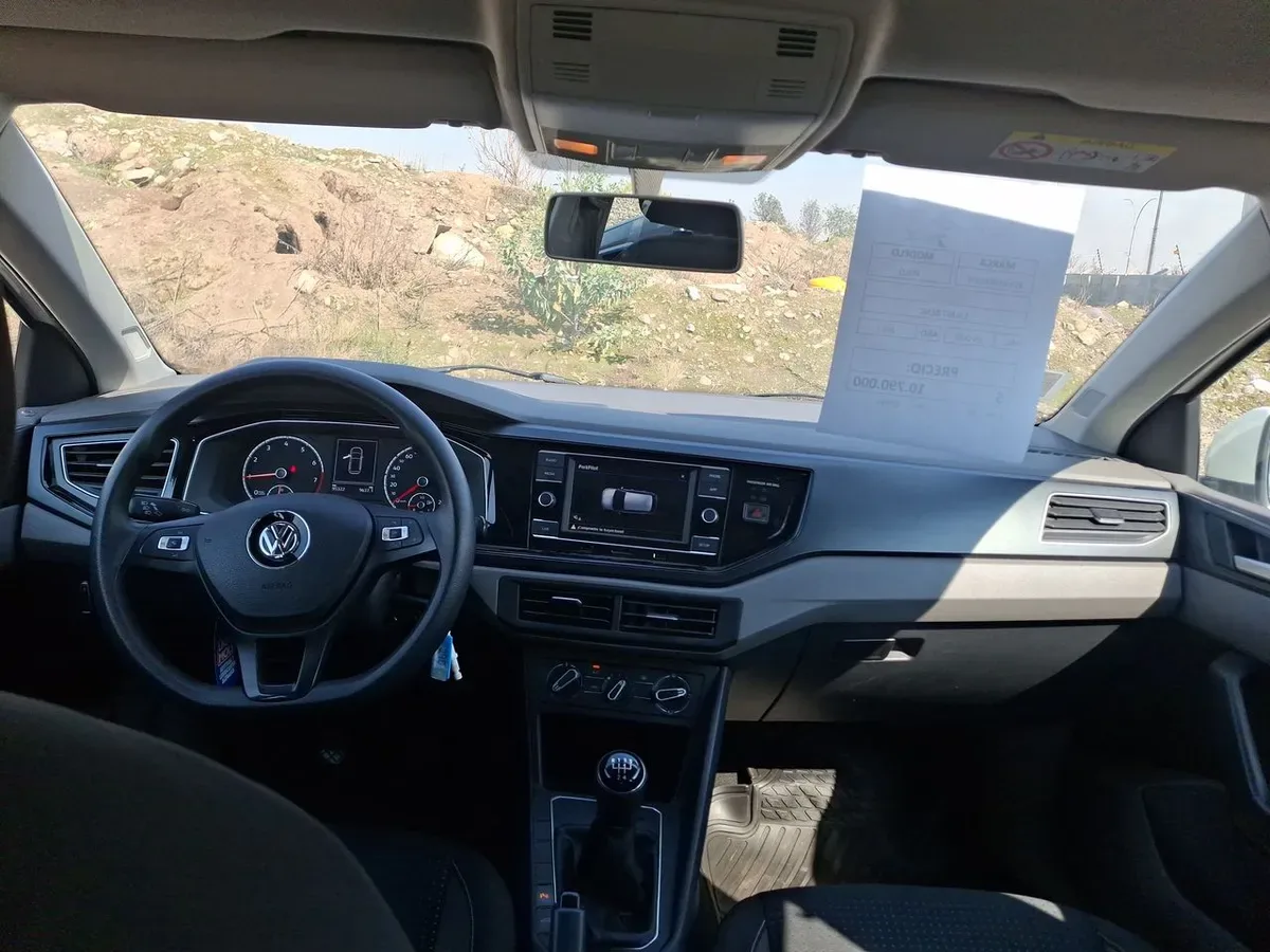 Volkswagen Polo 1.6 Comfortline 4x2 Mt5 5p año 2023
