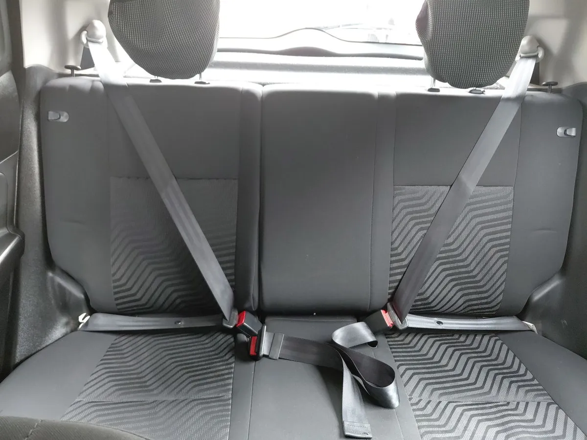 Suzuki Swift 1.2 Gl Sport 4x2 Hb Mt 5p año 2022