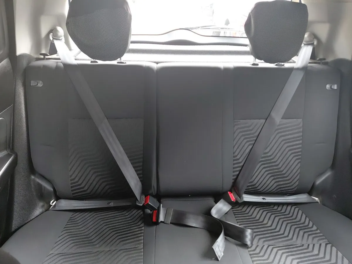 Suzuki Swift 1.2 Gl Sport 4x2 Hb Mt 5p año 2022