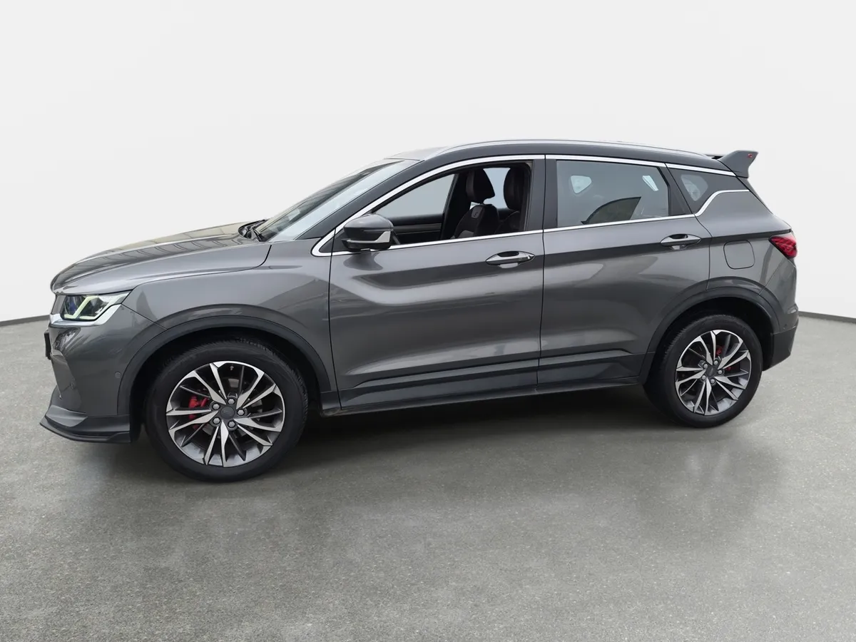 Geely Coolray 1.5 Gf Sport 4x2 At 5p año 2023