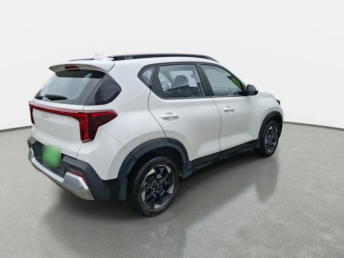Kia Sonet 1.5 Ex 4x2 Ivt At 5p año 2025