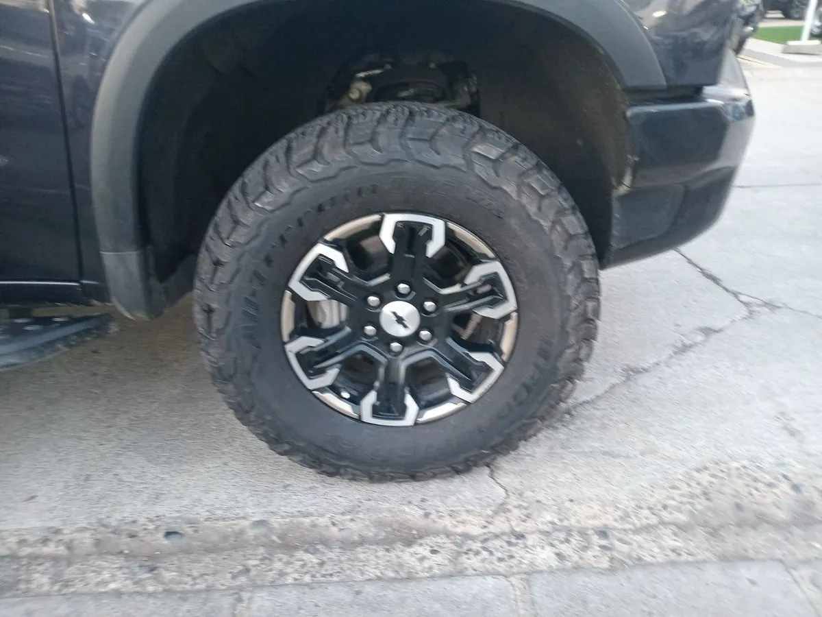 Chevrolet Silverado 6.2 Zr2 R 4x4 At 4p año 2025