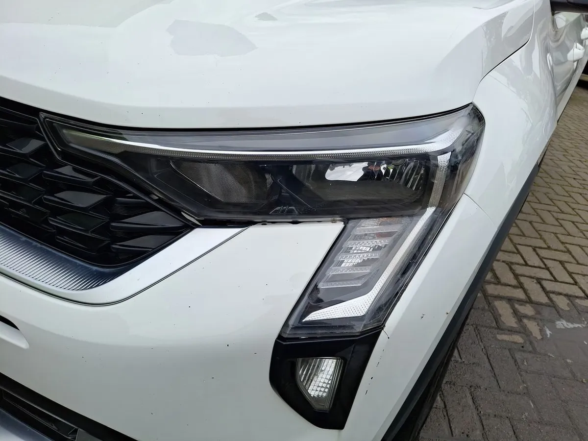 Kia Sonet 1.5 Ex 4x2 Ivt At 5p año 2025