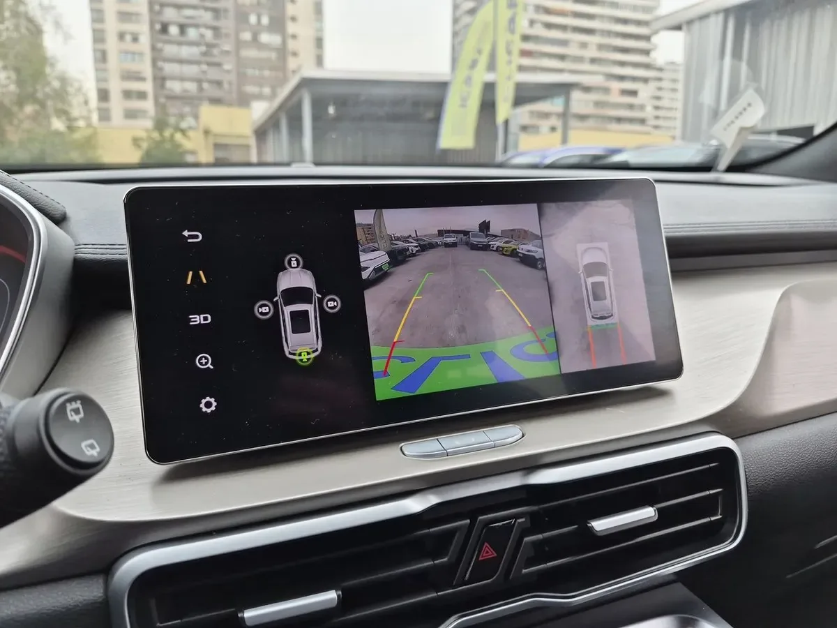 Geely Coolray 1.5 Gf Sport 4x2 At 5p año 2023