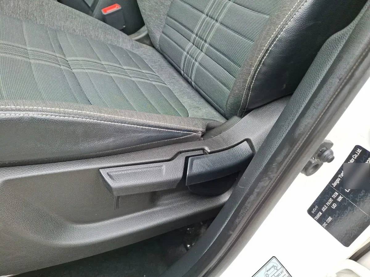 Kia Sonet 1.5 Ex 4x2 Ivt At 5p año 2025