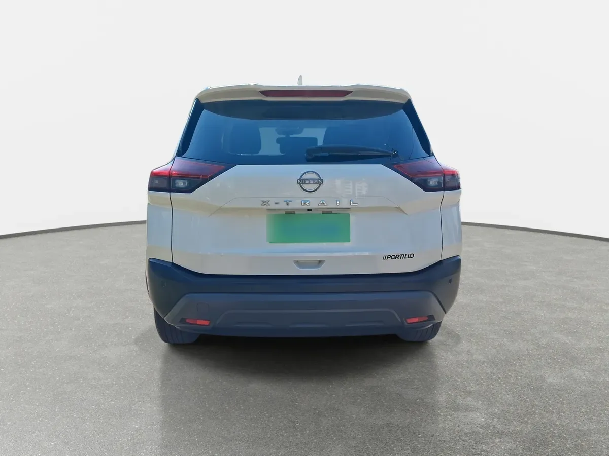 Nissan X-Trail 2.5 Sense 4x2 2row Cvt At 5p año 2023