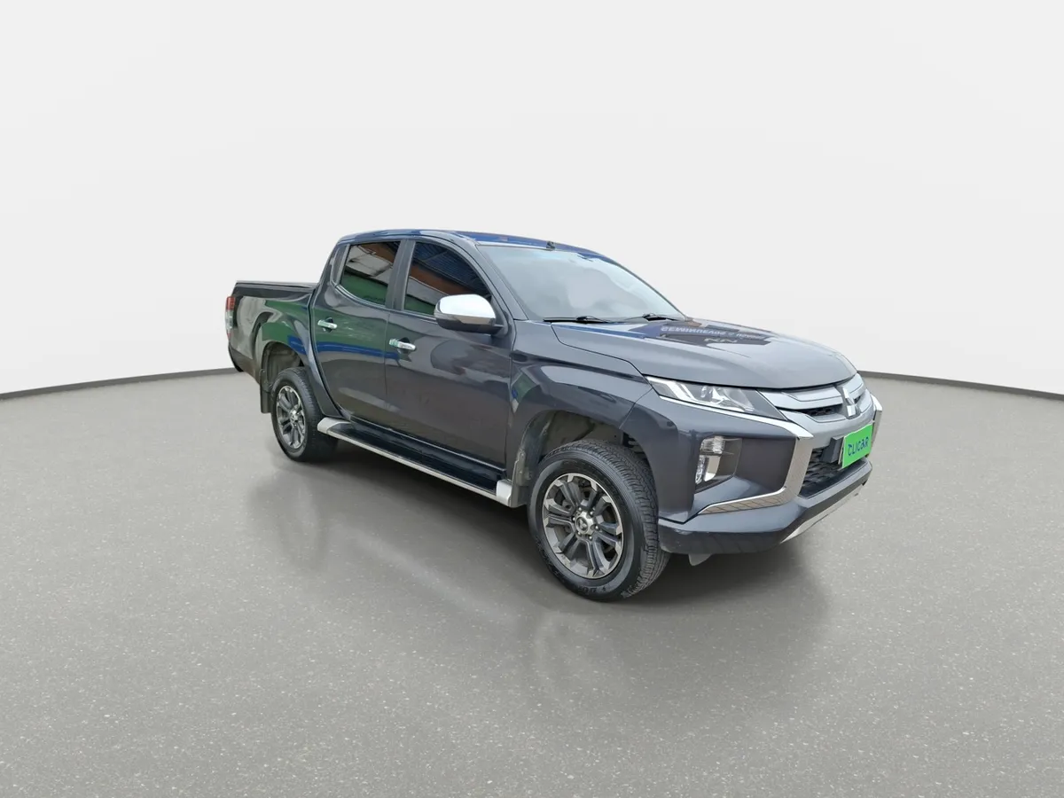 Mitsubishi L200 2.4 Dakar Crs Diesel Dob. Cab. 4x4 At 4p año 2021