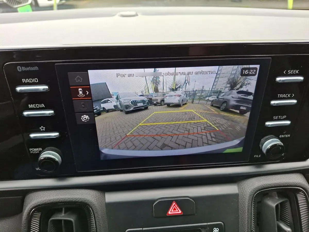 Kia Sonet 1.5 Ex 4x2 Ivt At 5p año 2025