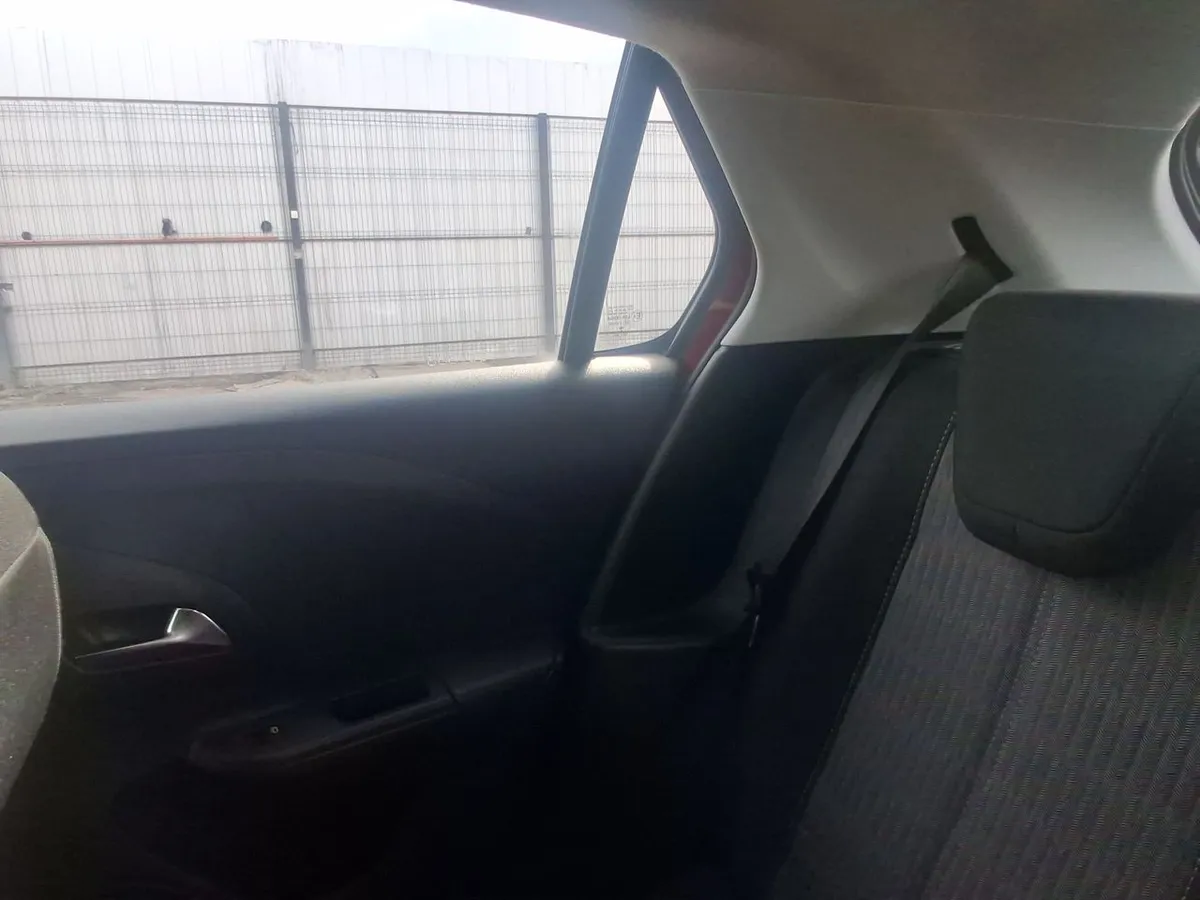 Opel Corsa 1.5t Edition 4x2 100hp Diesel Mt6 5p año 2023