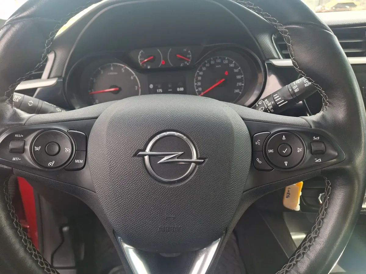 Opel Corsa 1.5t Edition 4x2 100hp Diesel Mt6 5p año 2023