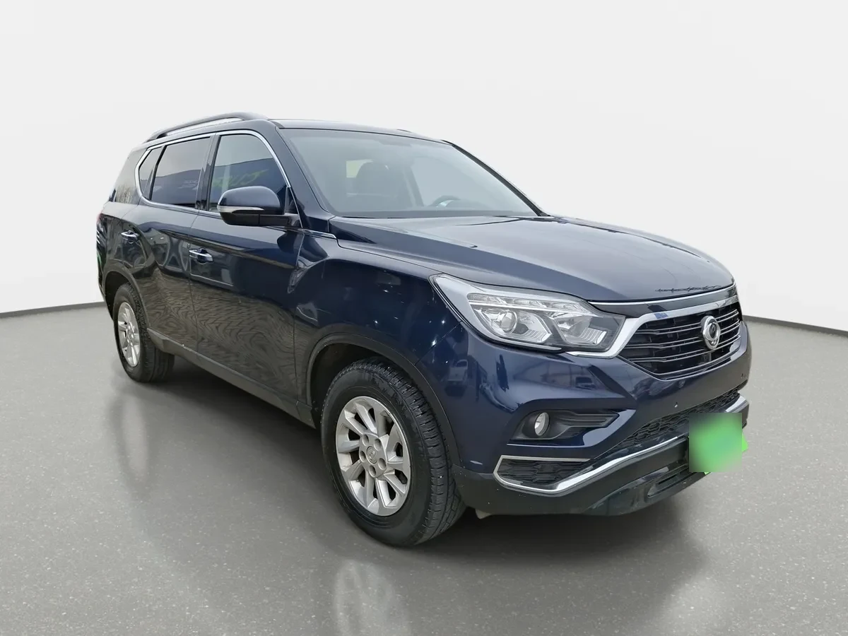 Ssangyong Rexton 2.2 Yrx201 Diesel Fl 4x2 At 5p año 2020