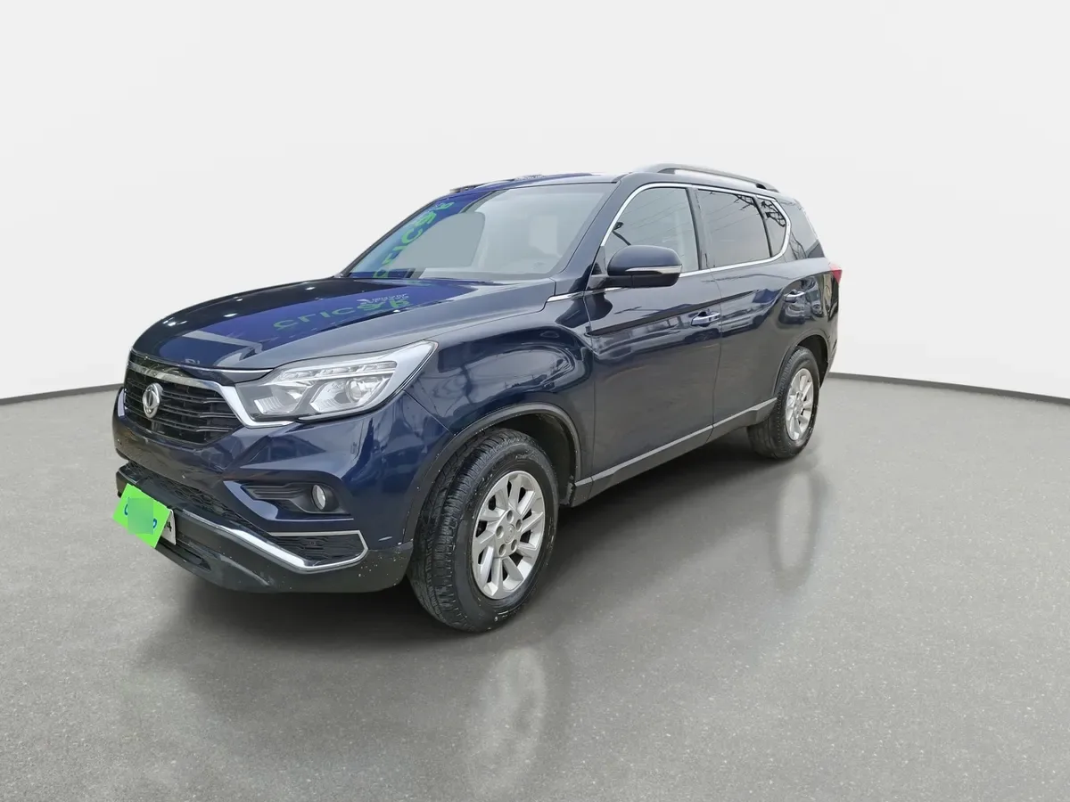 Ssangyong Rexton 2.2 Yrx201 Diesel Fl 4x2 At 5p año 2020