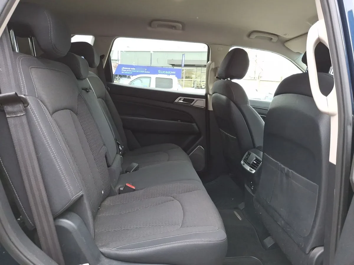 Ssangyong Rexton 2.2 Yrx201 Diesel Fl 4x2 At 5p año 2020