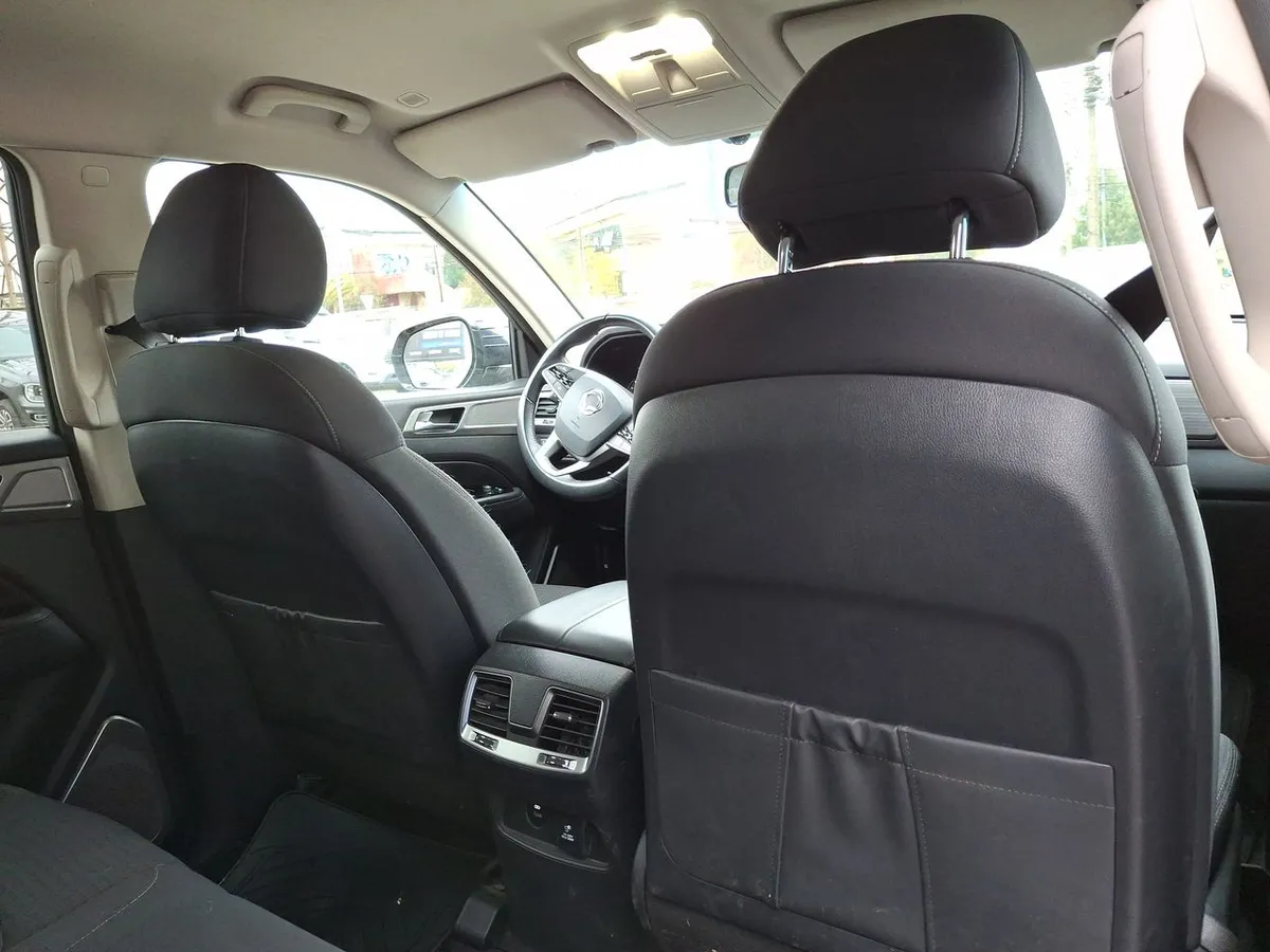 Ssangyong Rexton 2.2 Yrx201 Diesel Fl 4x2 At 5p año 2020