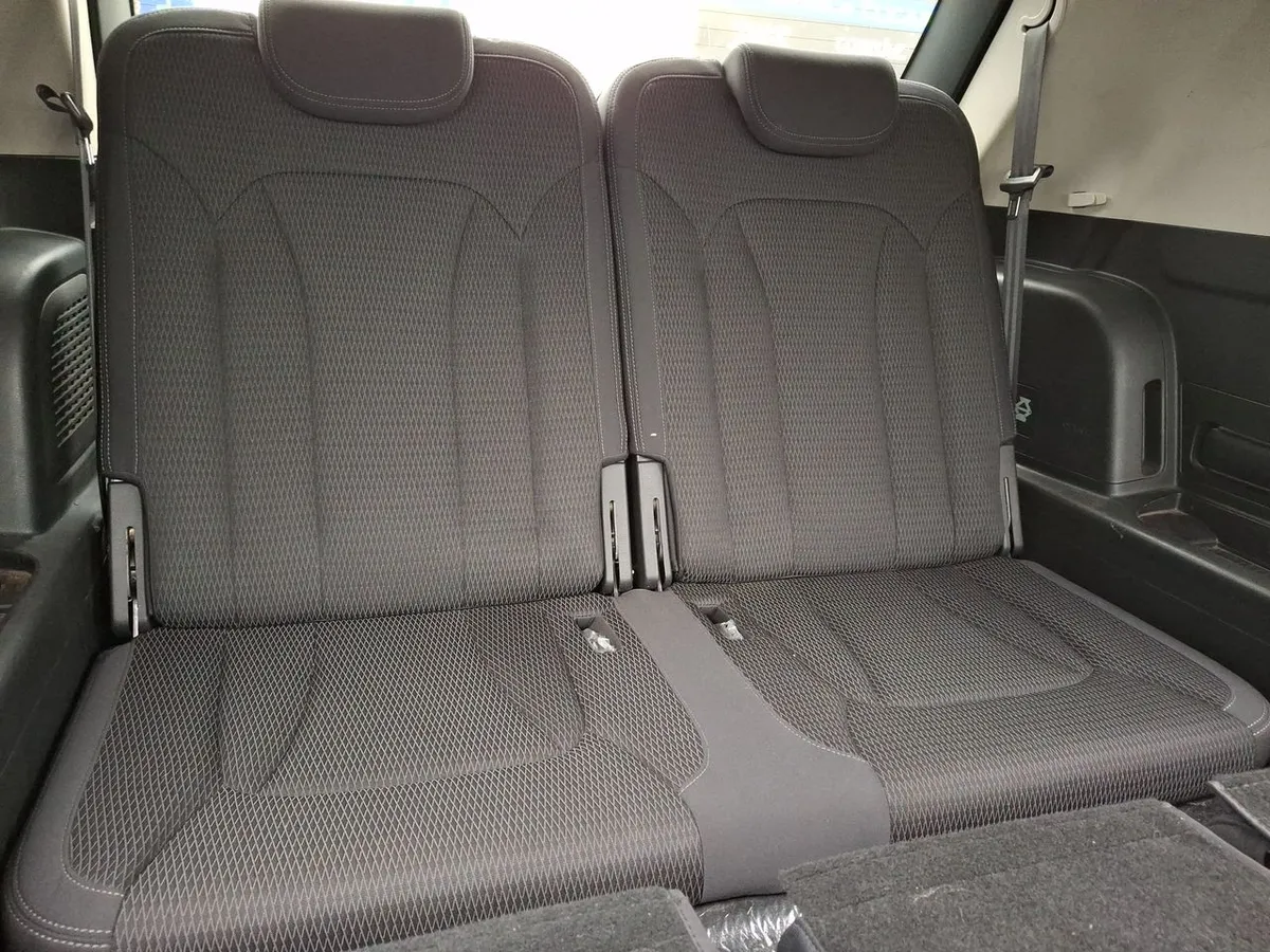 Ssangyong Rexton 2.2 Yrx201 Diesel Fl 4x2 At 5p año 2020