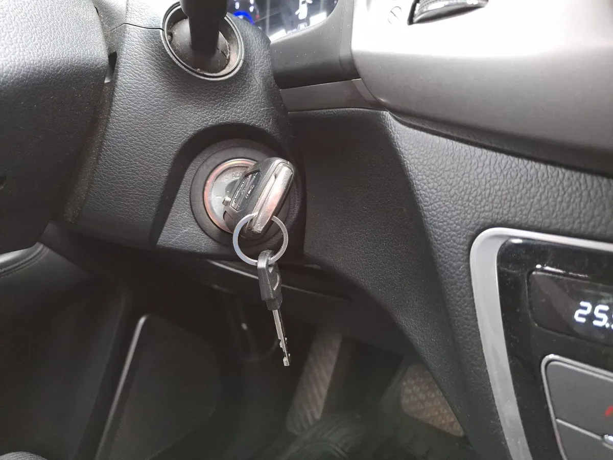 Ssangyong Rexton 2.2 Yrx201 Diesel Fl 4x2 At 5p año 2020