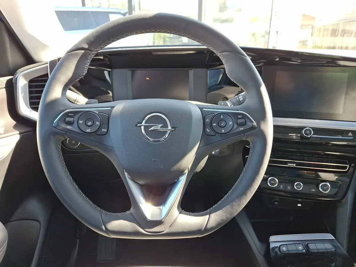 Opel Mokka 1.2t Elegance 4x2 At8 5p año 2025