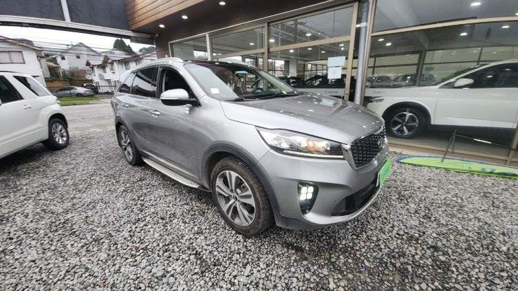 Kia Sorento 2.4 Gtl 2wd Special Pack At6 5p año 2021