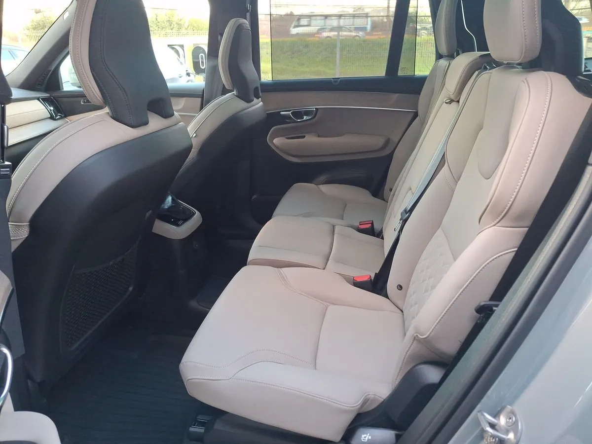Volvo Xc90 2.0 T8 Plus Hibrido Awd At 5p año 2026