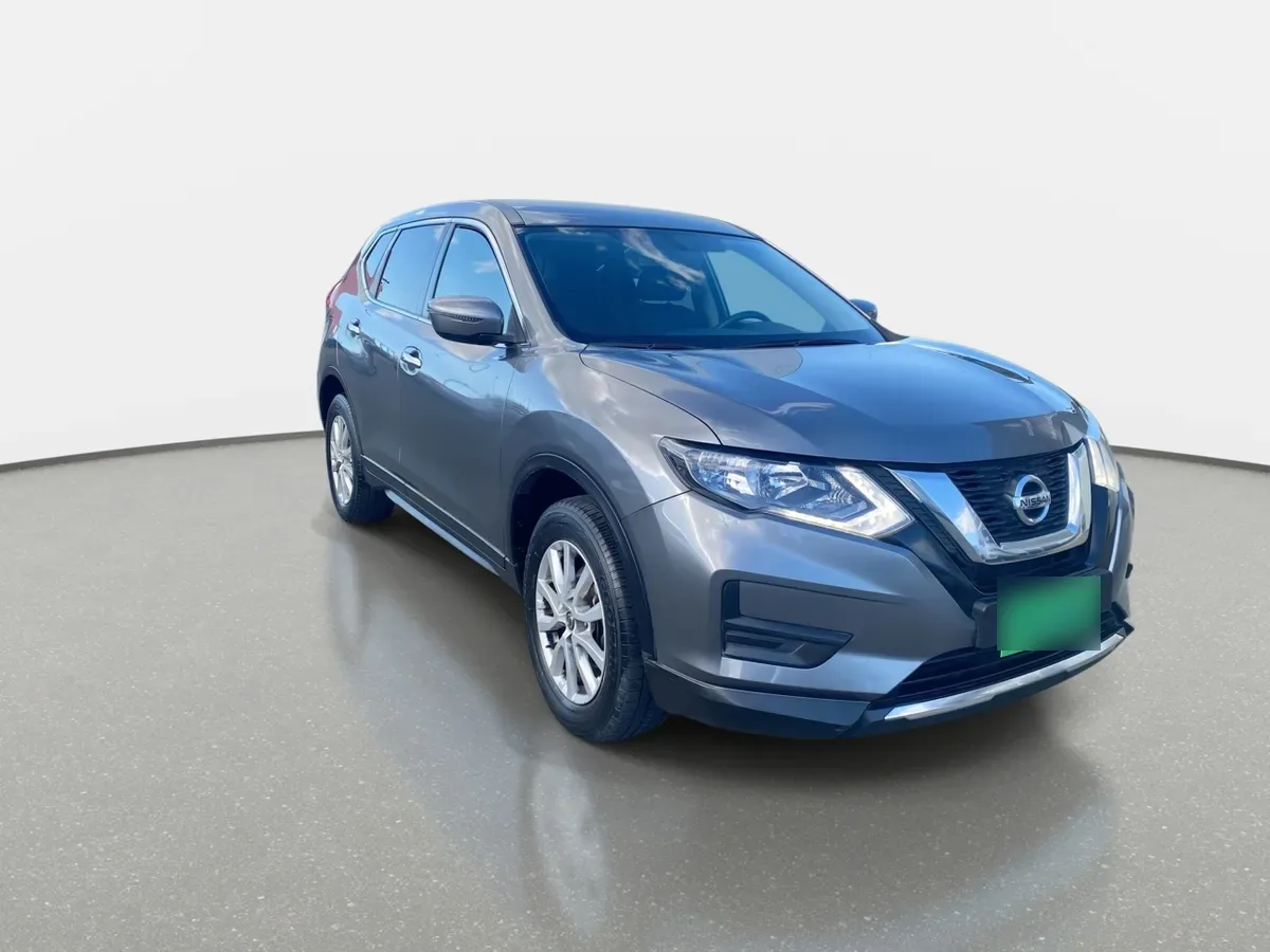 Nissan X-Trail 2.5 Sense 4x2 2row Cvt At 5p año 2023