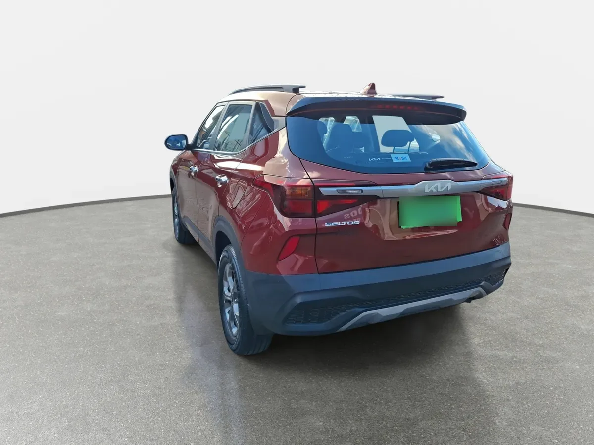 Kia Seltos 1.6 Ex 4x2 6mt 5p año 2022