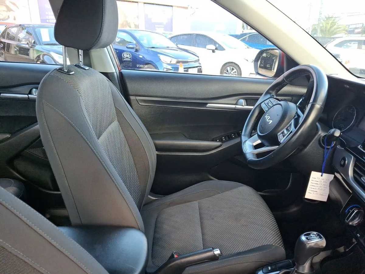Kia Seltos 1.6 Ex 4x2 6mt 5p año 2022