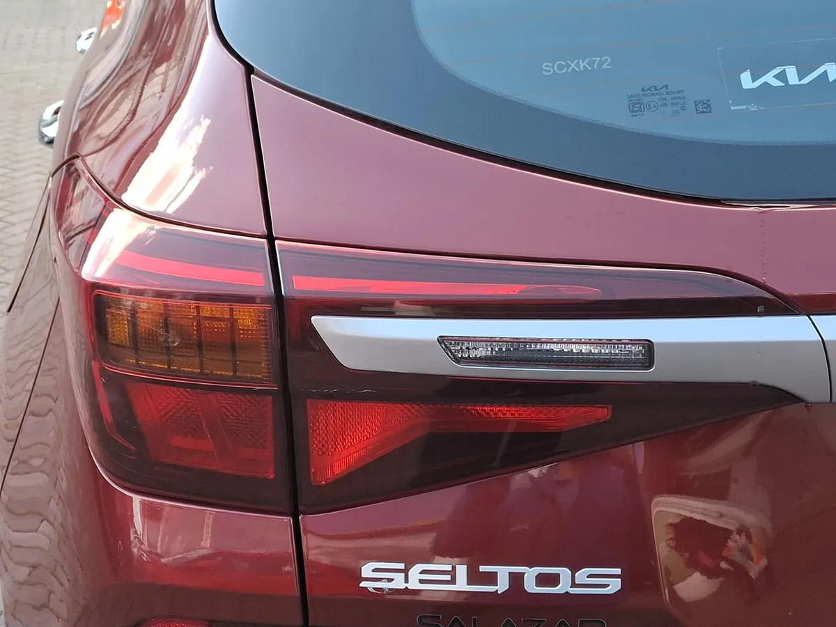 Kia Seltos 1.6 Ex 4x2 6mt 5p año 2022