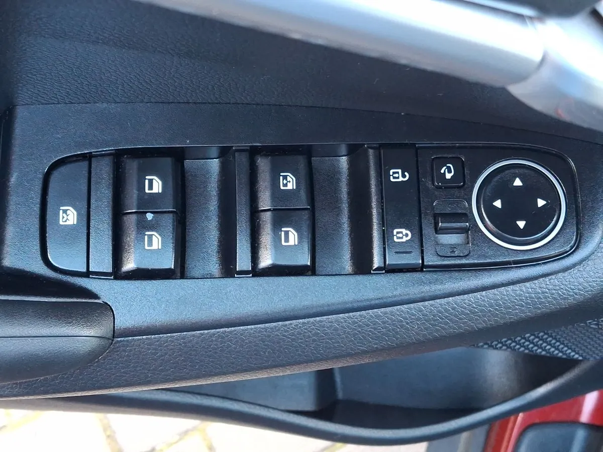 Kia Seltos 1.6 Ex 4x2 6mt 5p año 2022