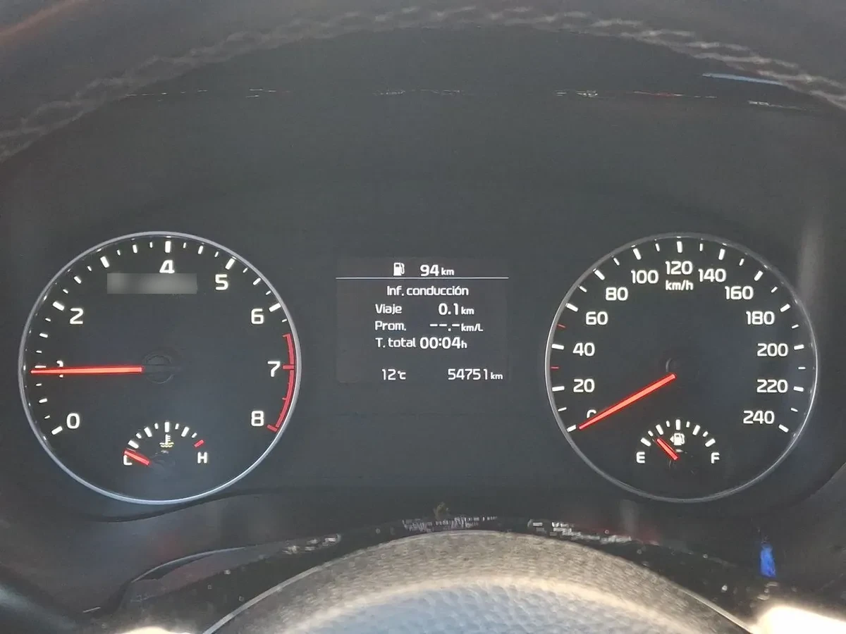 Kia Seltos 1.6 Ex 4x2 6mt 5p año 2022