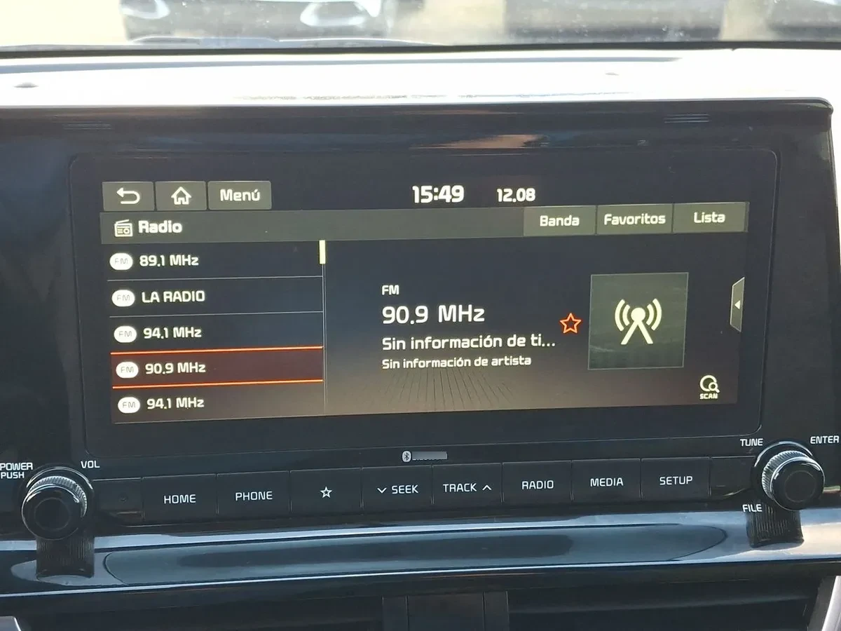 Kia Seltos 1.6 Ex 4x2 6mt 5p año 2022