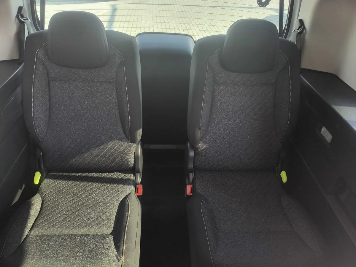 Peugeot Rifter 1.2 Mca Allure Puretech 130 4x2 Eat8 5p año 2026