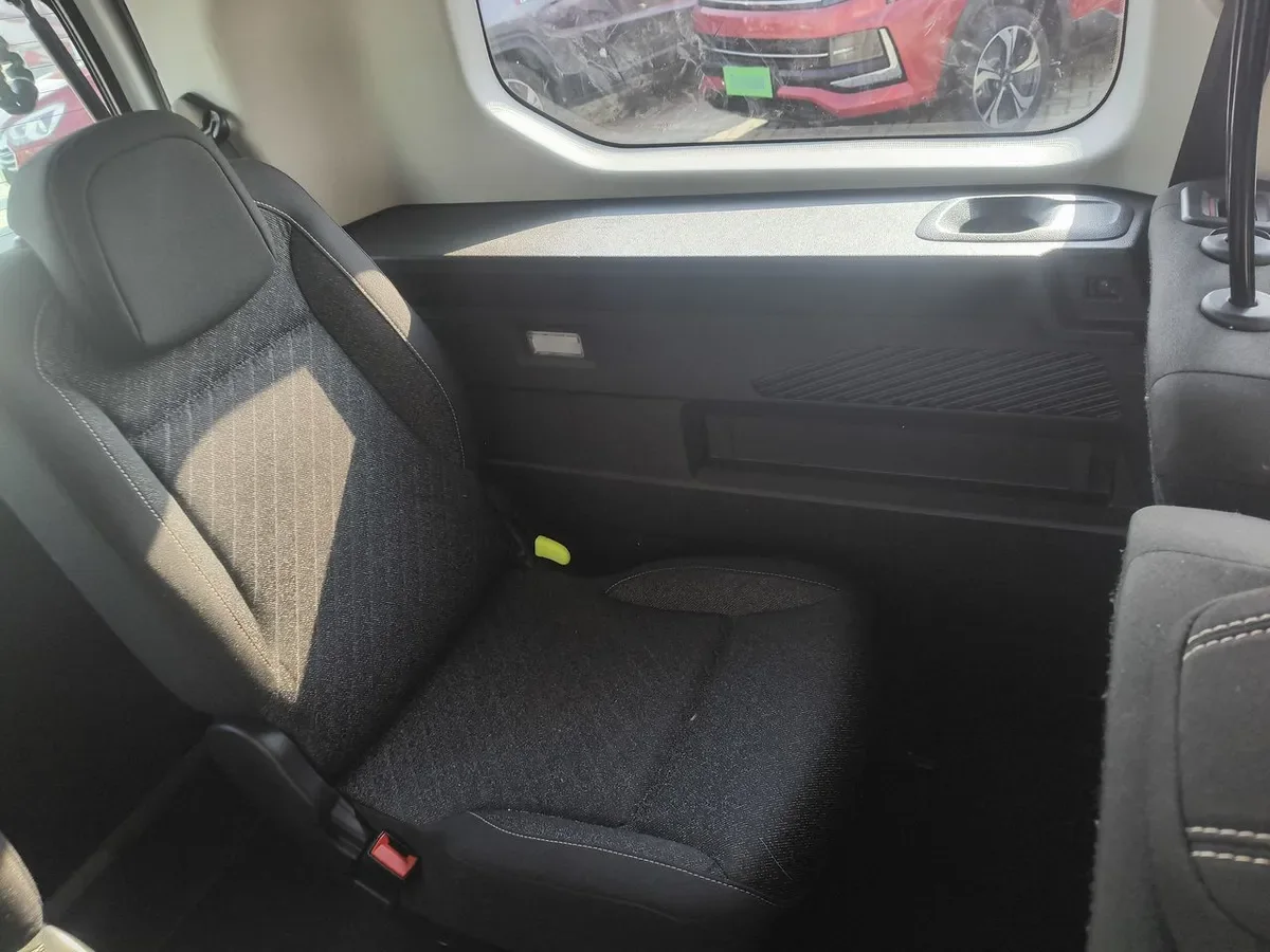 Peugeot Rifter 1.2 Mca Allure Puretech 130 4x2 Eat8 5p año 2026