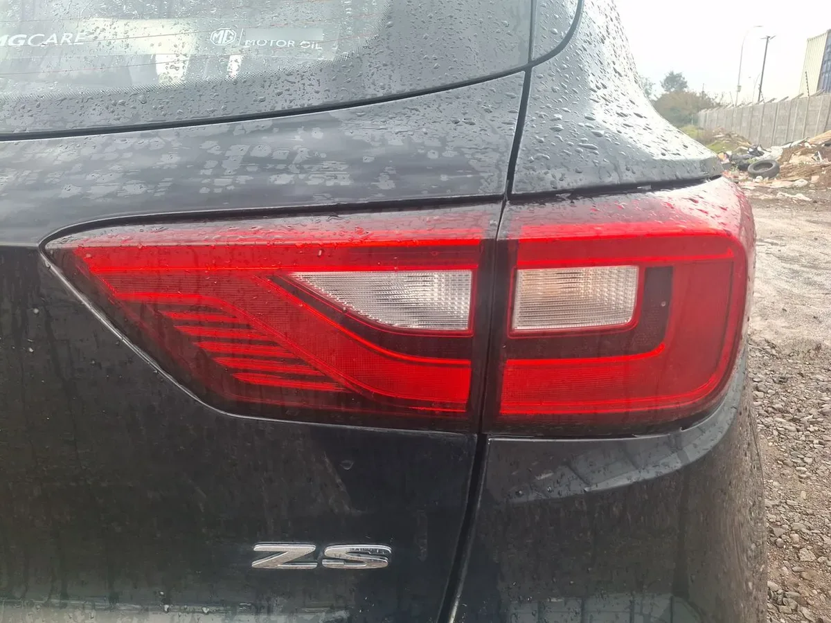 MG Mg Zs 1.5 Std 4x2 At 5p año 2022