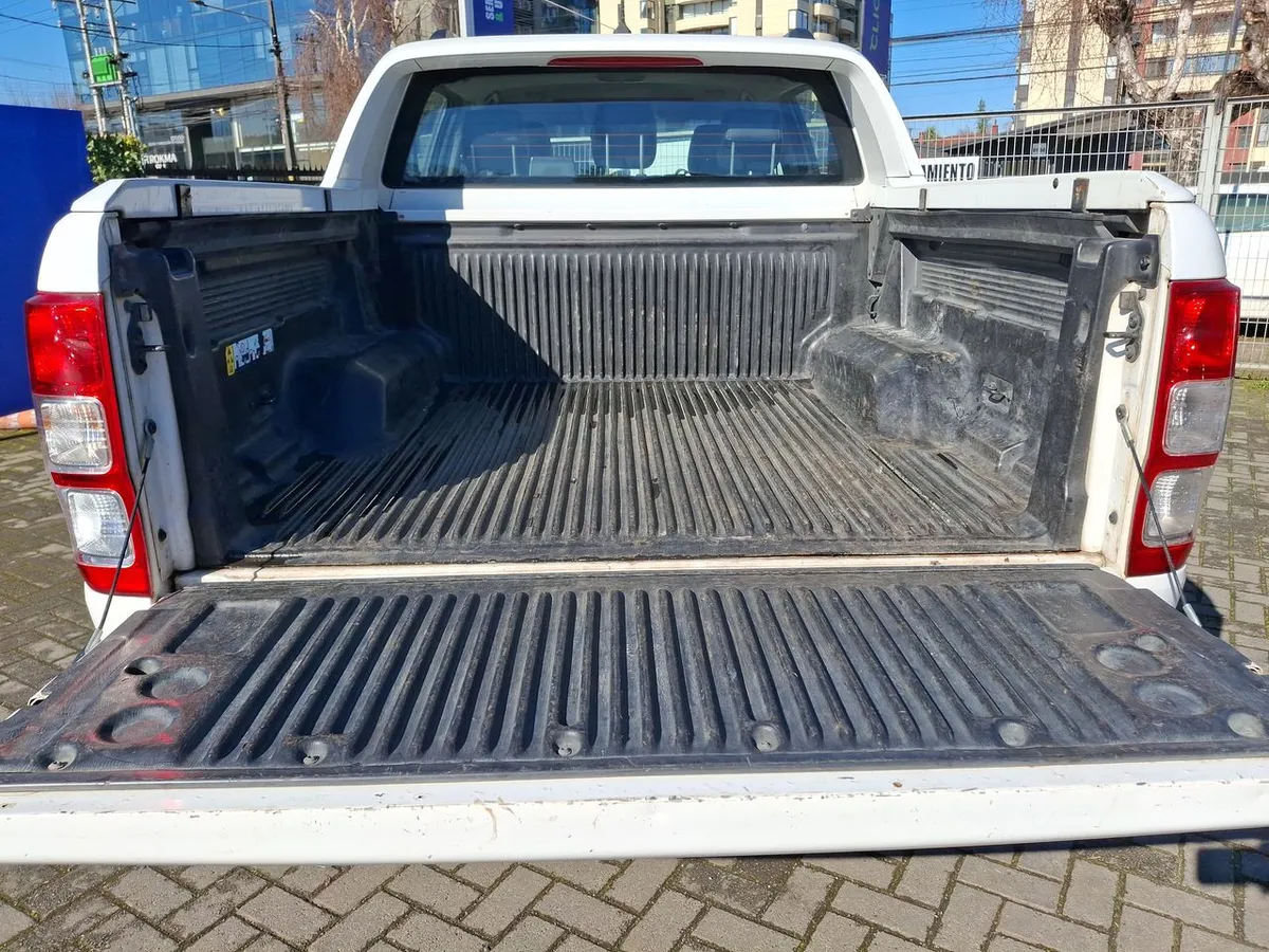 Ford Ranger 3.2 Ltd 4x4 Diesel Dob. Cab. At 4p año 2023