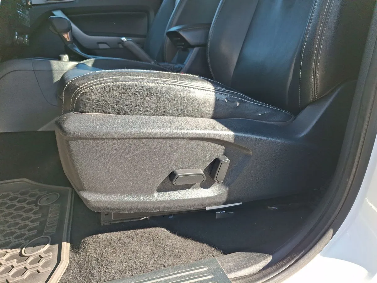 Ford Ranger 3.2 Ltd 4x4 Diesel Dob. Cab. At 4p año 2023