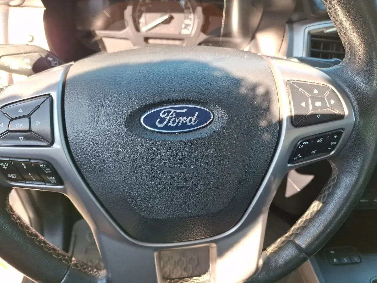 Ford Ranger 3.2 Ltd 4x4 Diesel Dob. Cab. At 4p año 2023