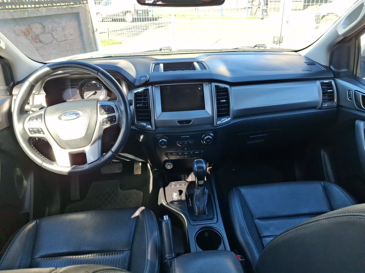 Ford Ranger 3.2 Ltd 4x4 Diesel Dob. Cab. At 4p año 2023